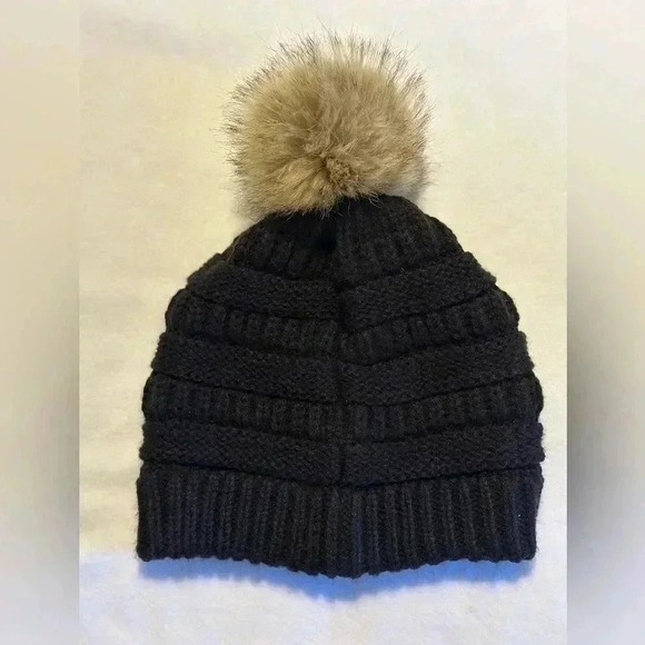 C.C Beanie - Picture 2 of 3